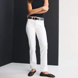 Abercrombie & Fitch Mid Rise 90s Straight Jean, White, Size 30s